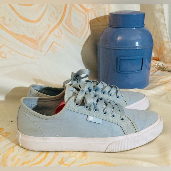 DC Women's Light Blue Sneakers - Picture 4 of 8